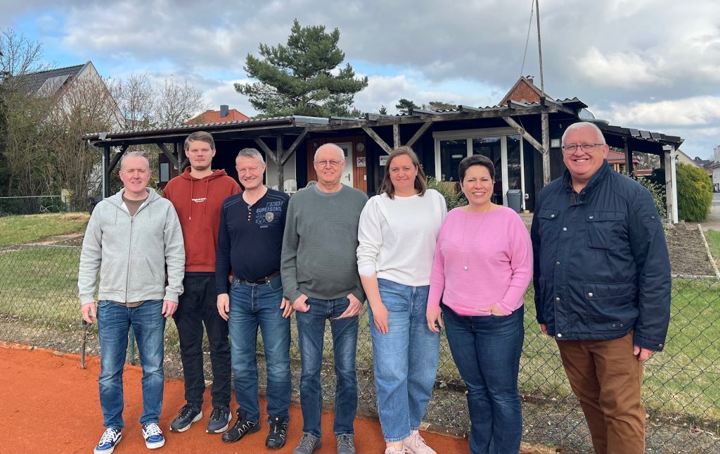 (v.l. nach rechts) Jan Behrend, Jan Vincent Coldewey, Mark Kleinbauer, Dietmar Thiele, Monja Frorath, Mira Kleinbauer, Thomas Gürtler